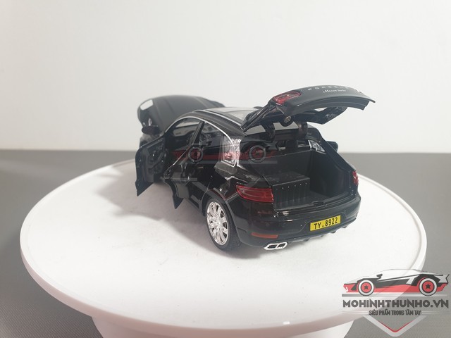 [HCM]Xe mô hình Porsche Macan tỉ lệ 1:32