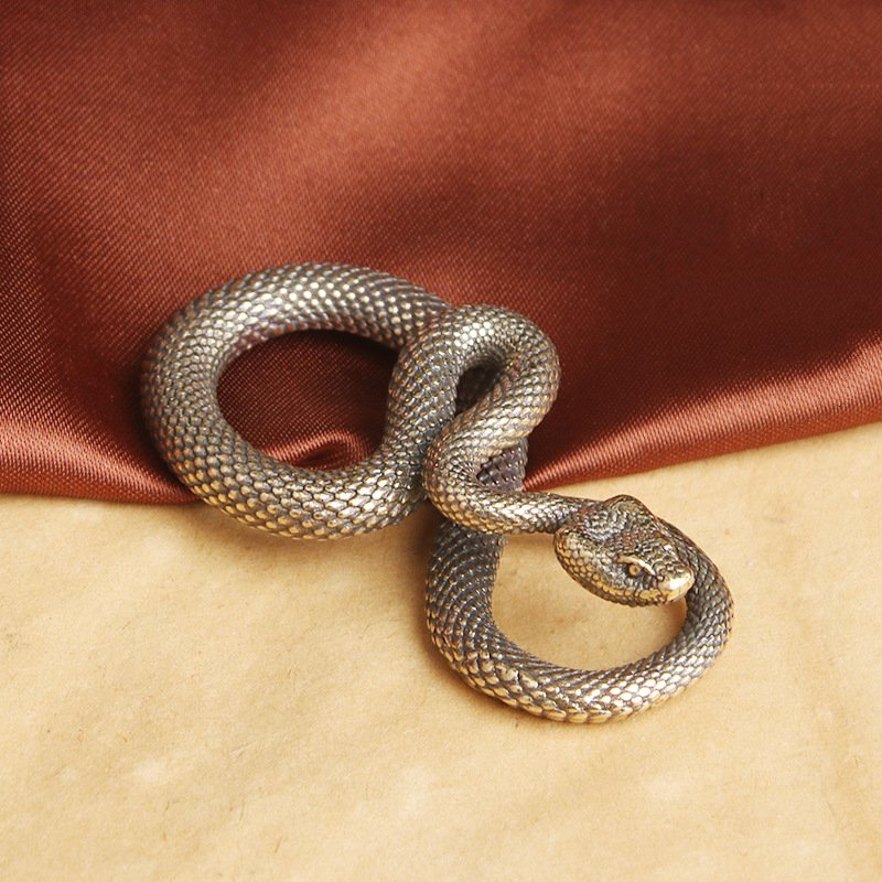 Tượng Nhỏ Bằng Đồng Hình Con Rắn (Kích Thước: 5.2 x 1.3cm)