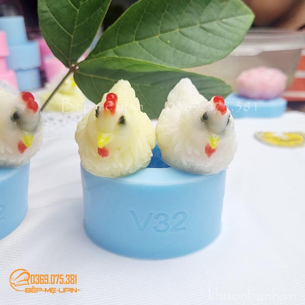 Khuôn silicon hình con gà mã v32