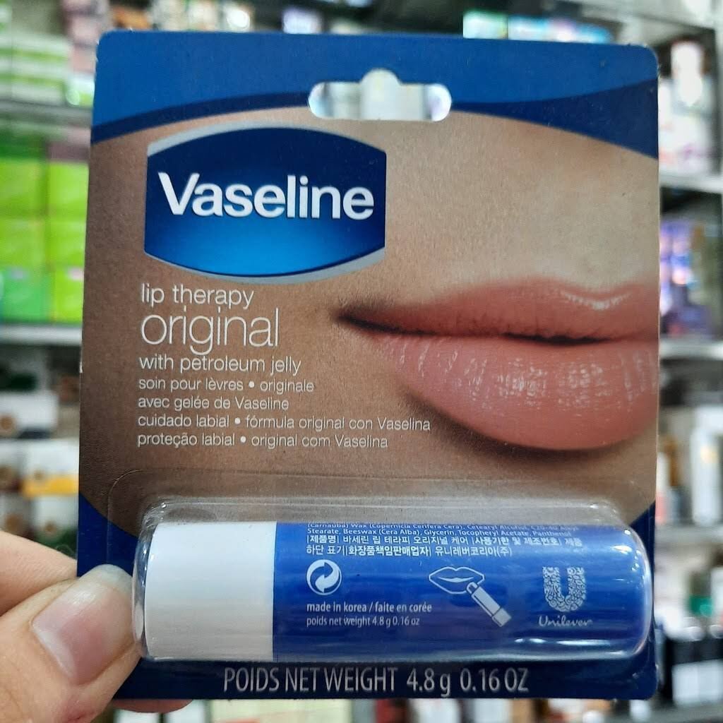 Son Dưỡng Môi Dạng Thỏi Vaseline Lip Therapy 4.8g