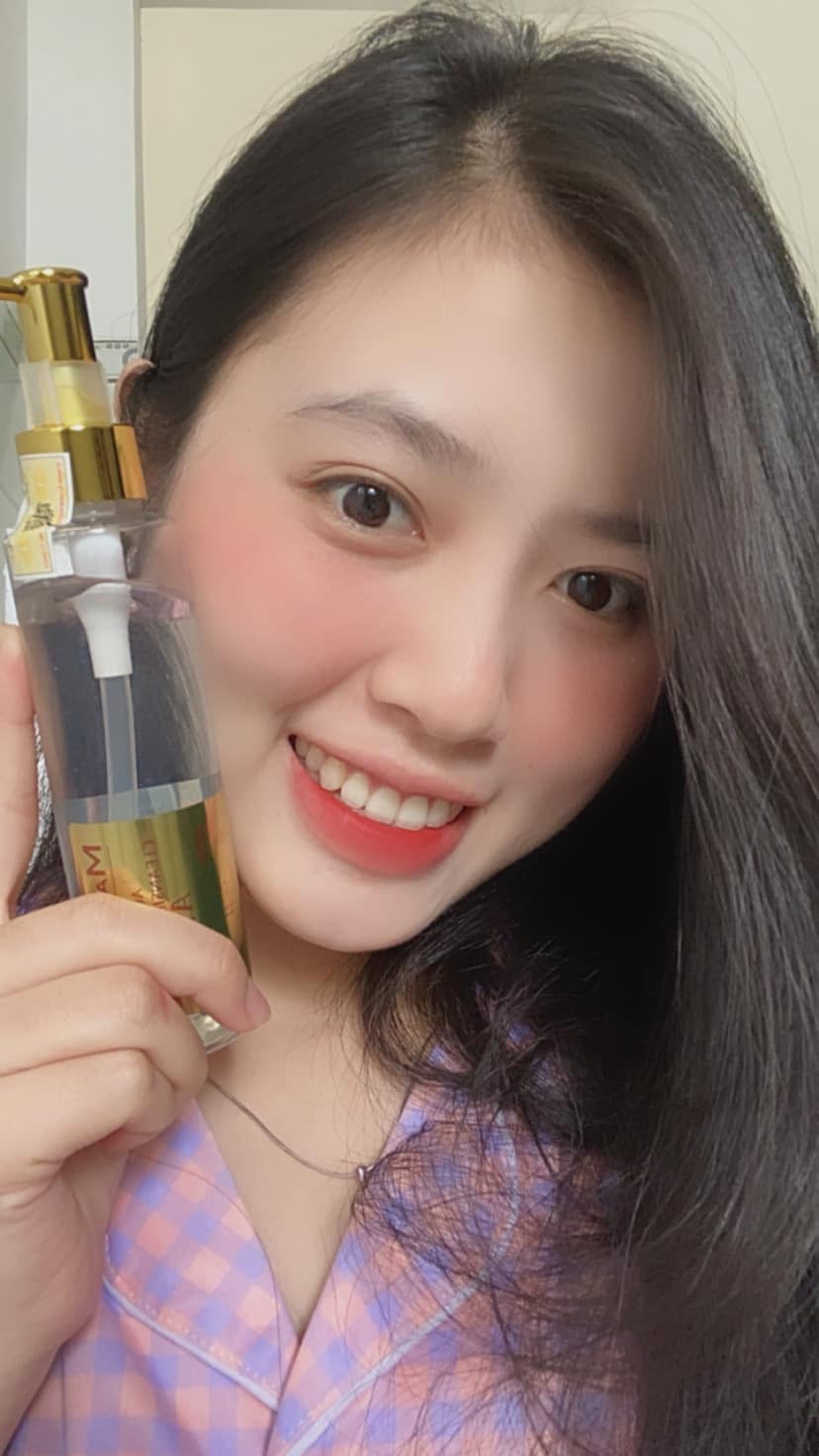 Tẩy trang Aha Magic Skin