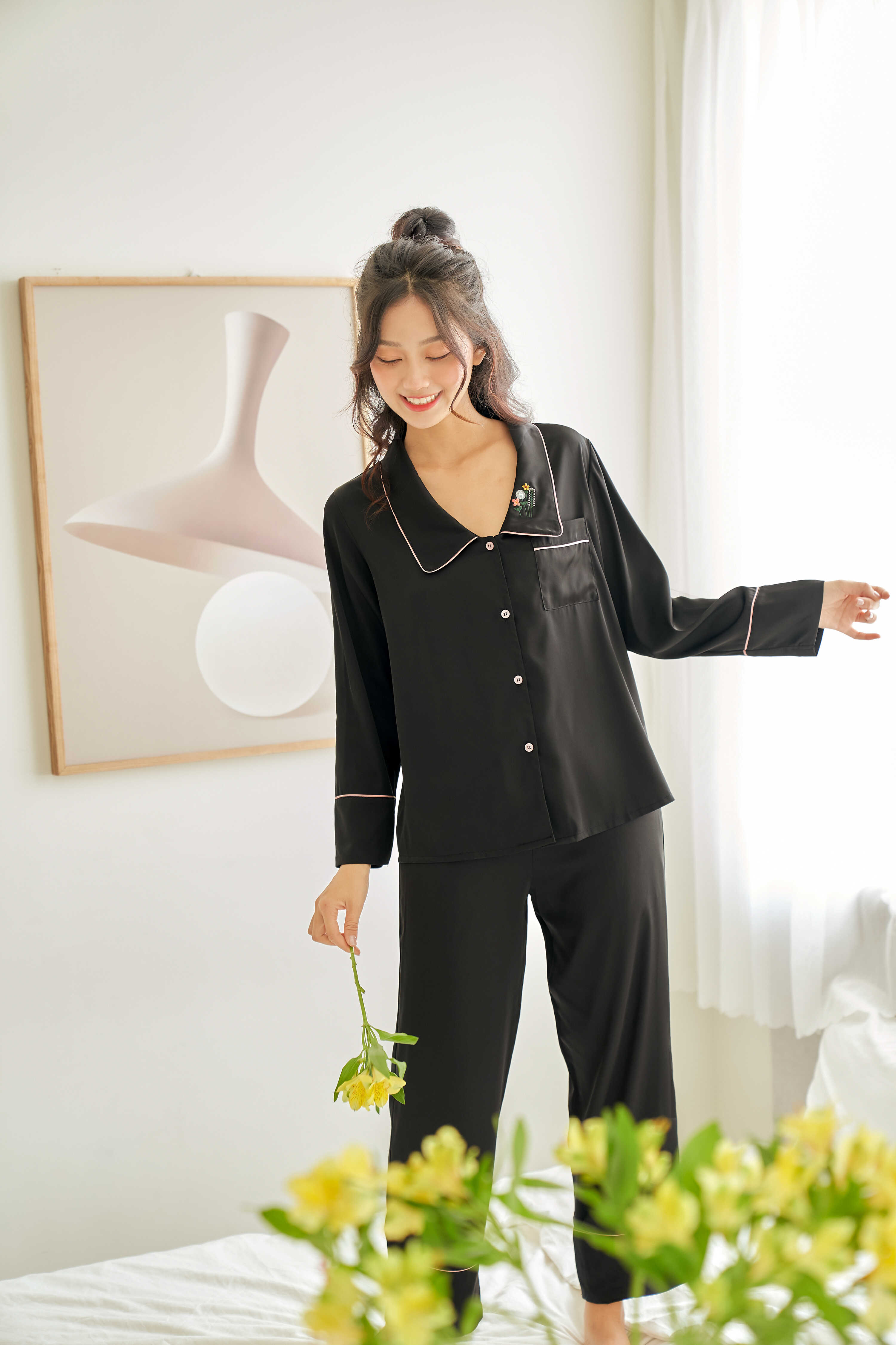 VIBES Đồ bộ mặc nhà nữ pijama dài tay Lụa cao cấp Long Sleeve Py Set
