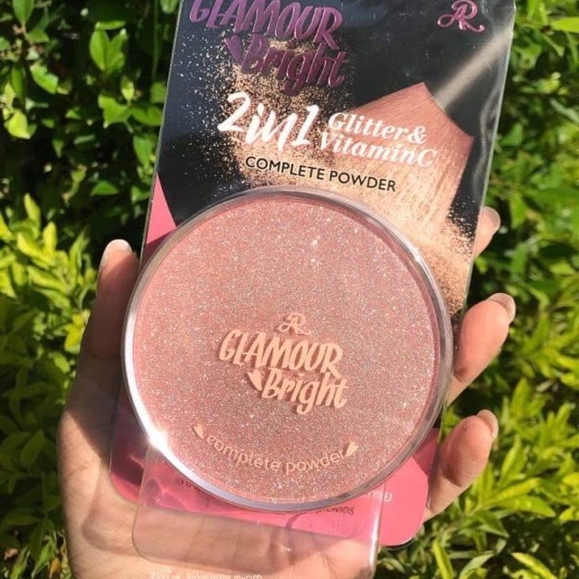 Phấn phủ nén 2 tầng lì và nhũ Aaron Glamour Bright 2in1 26g