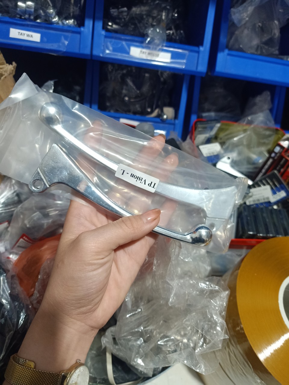 Tay thắng trái phải xe vision cũ - thùy linh tools