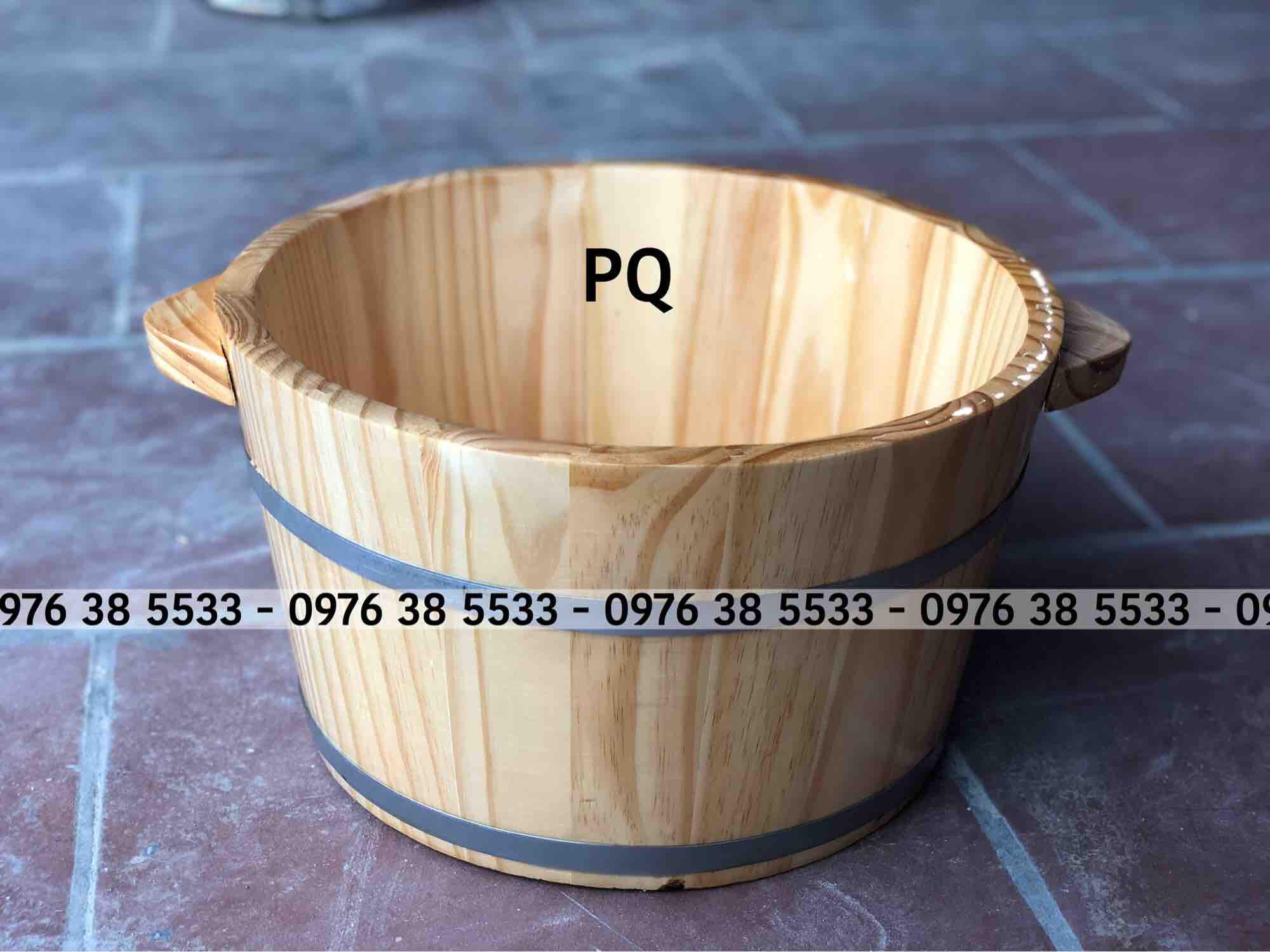 Chậu gỗ ngâm chân có hạt massa