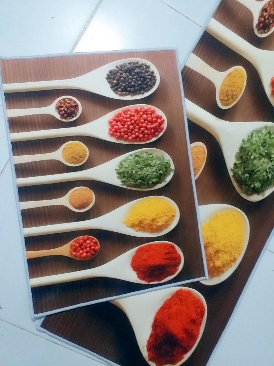 Bộ 2 thảm trải sàn nhà bếp tiện dụng( giao mẫu ngâũ nhiên)