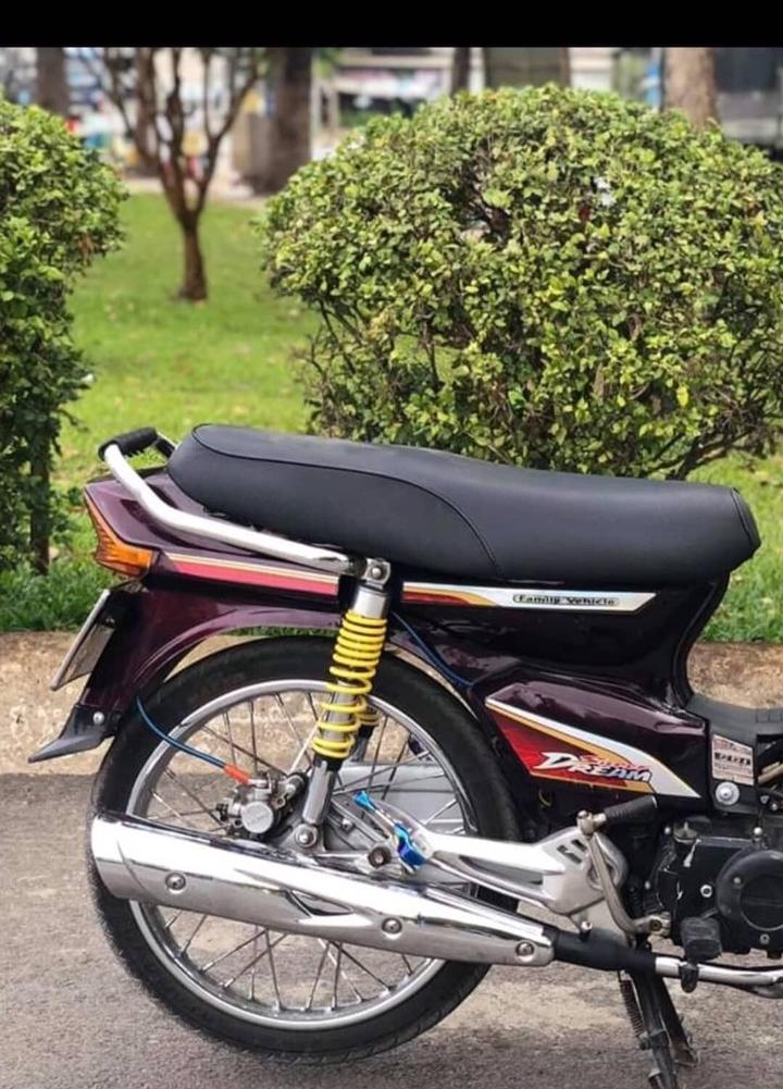 ốc lắp baga trước dream