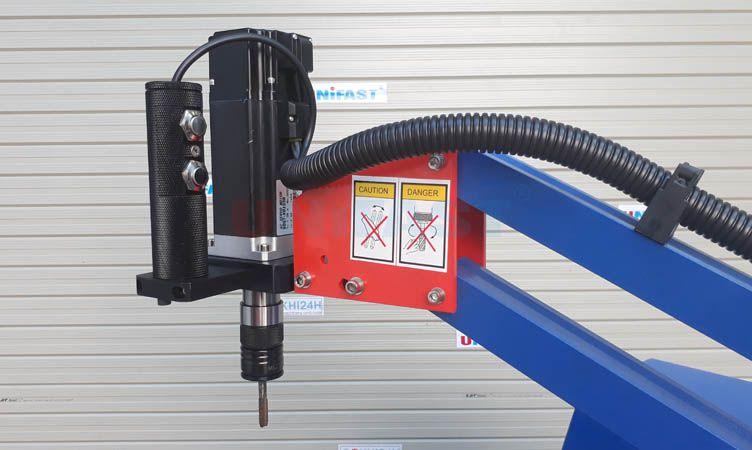 Máy taro điện dạng cần Unifast ET-12-1800