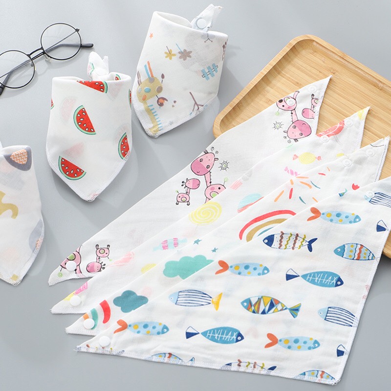 Sét 10 yếm xô quàng cổ Hàng Carter’s Việt Nam ( 1 túi 10 chiếc)