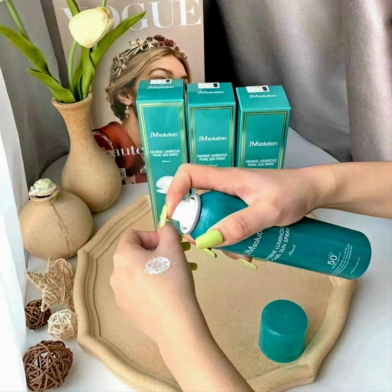 Xịt chống nắng JM SOLUTION  Hàn Quốc