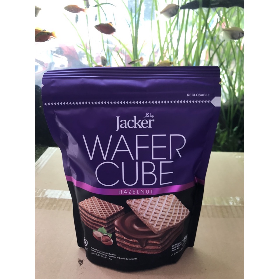 Bánh Xốp Kem Jacker Malaysia Hương Hạnh Nhân Wafer Cube Hazelnut