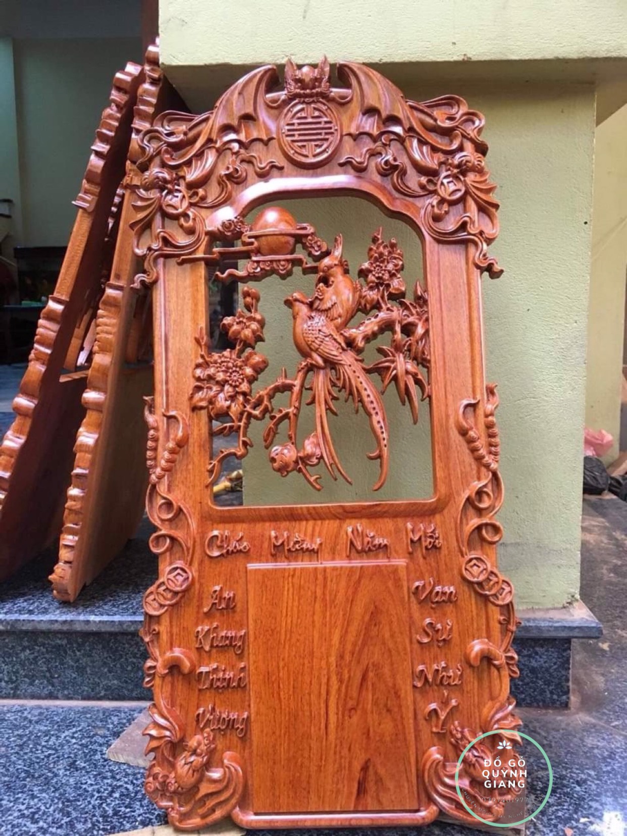 Đốc Lịch Gỗ Hương Hàng Liền Khối Siêu Vân
