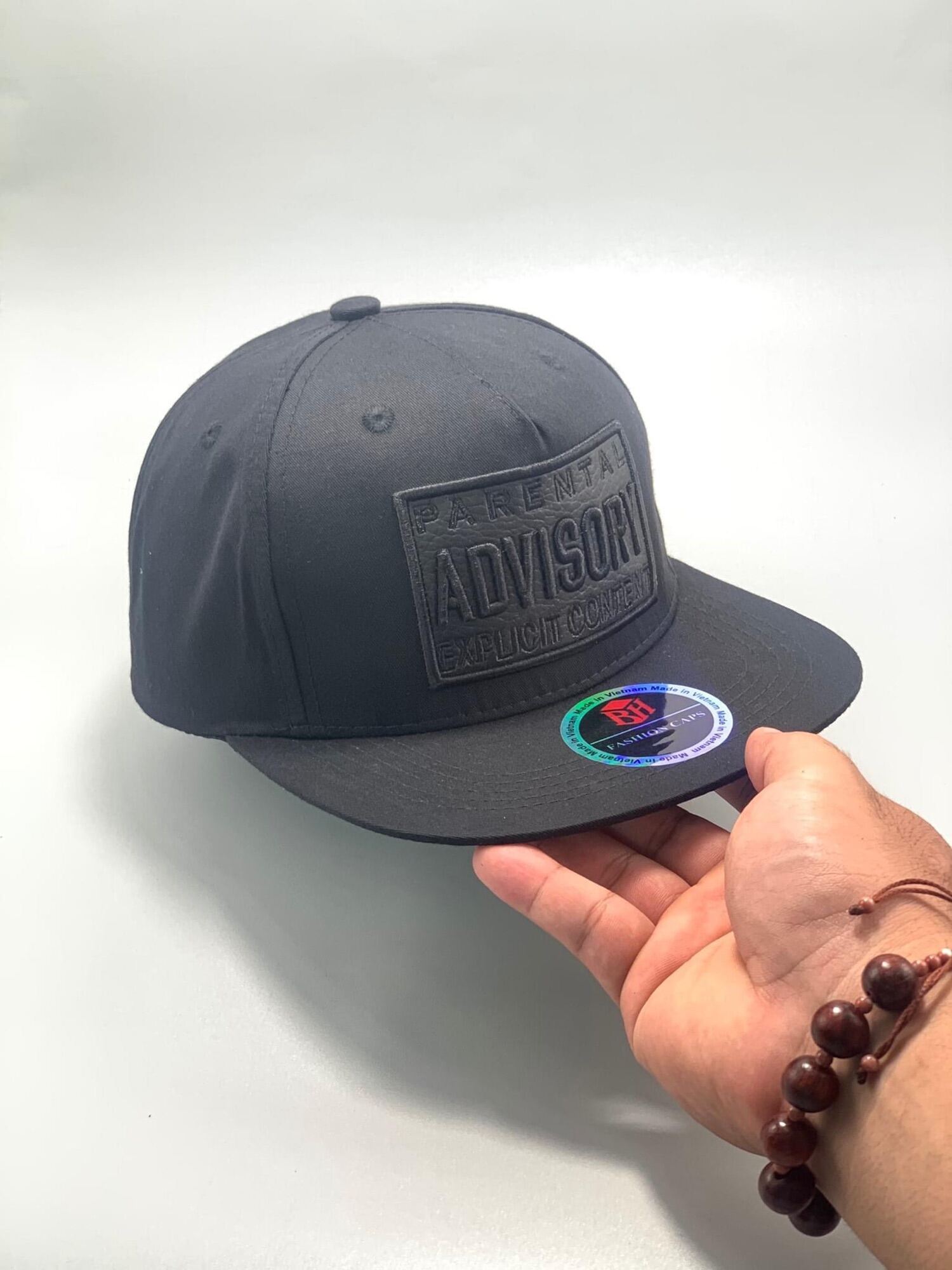 Nón hiphop phối logo mạc vuông cực chất