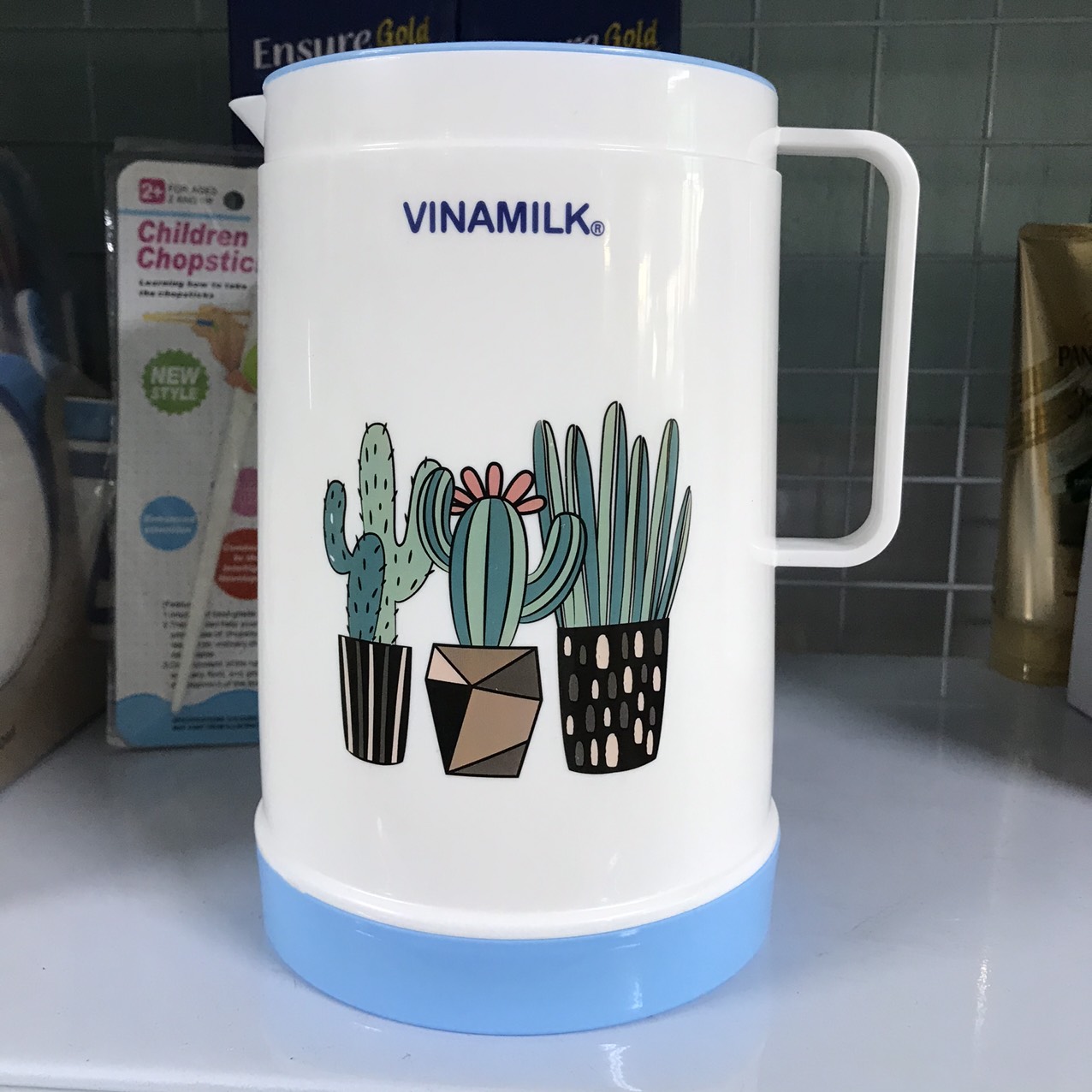 Ca giữ nhiệt cao cấp Vinamilk 1.5 lít