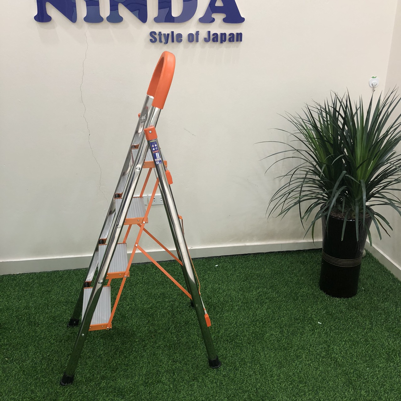 Thang ghế gia đình NiNDA NDI-04