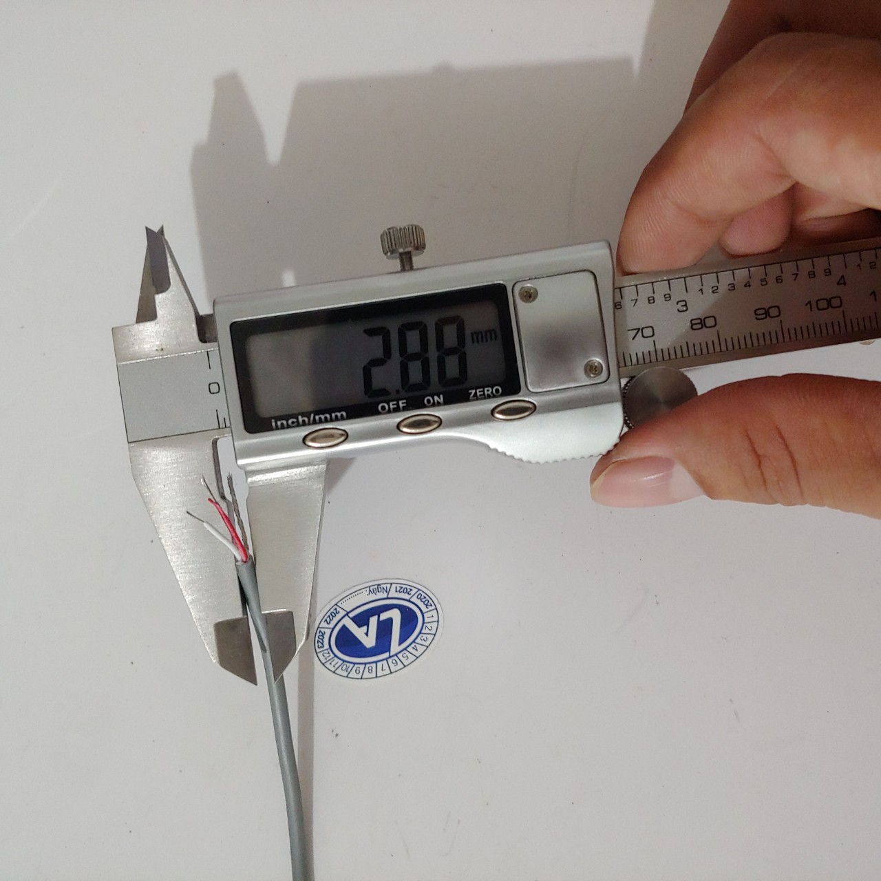 Dây tín hiệu chỗng nhiễu giá 1 mét
