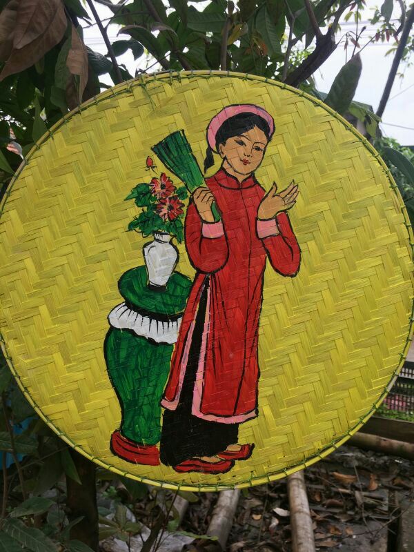 Tranh đông hồ trên mẹt tre 40cm