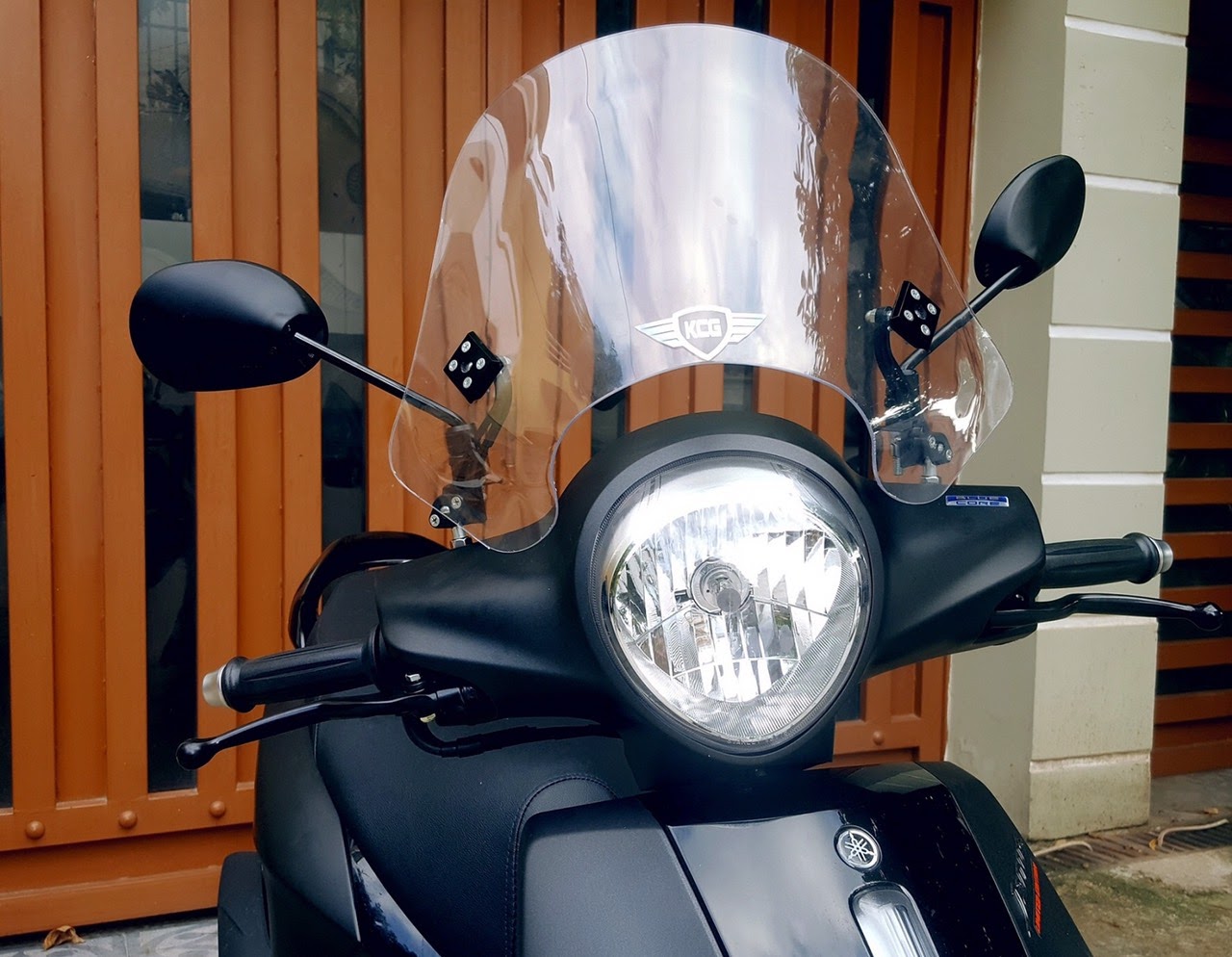 Kính Chắn Gió Xe Yamaha Janus - KC500JN