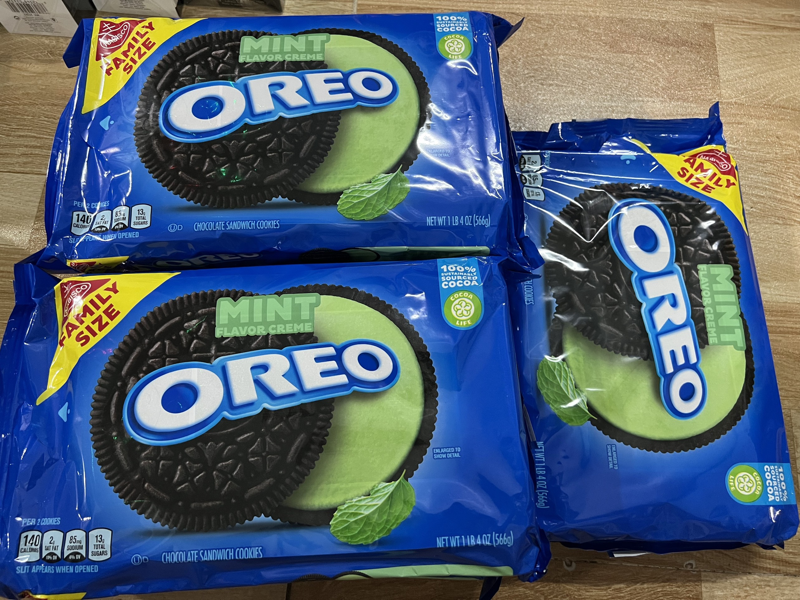 Bánh Oreo Mint Cream Cookies socola