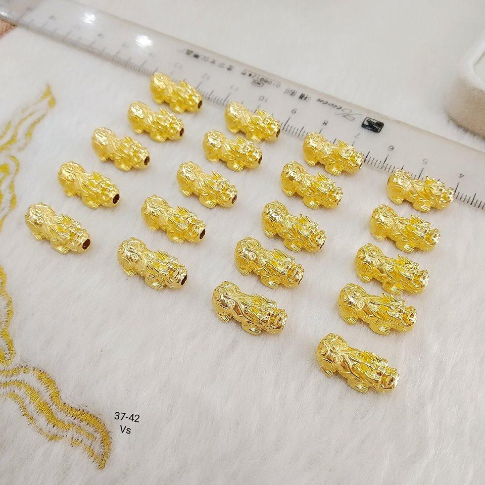 Charm tỳ hưu vàng 10k CH2