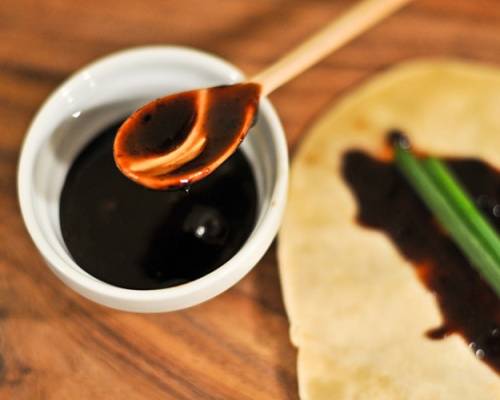 Tương đen Ông Chà Và 740gr