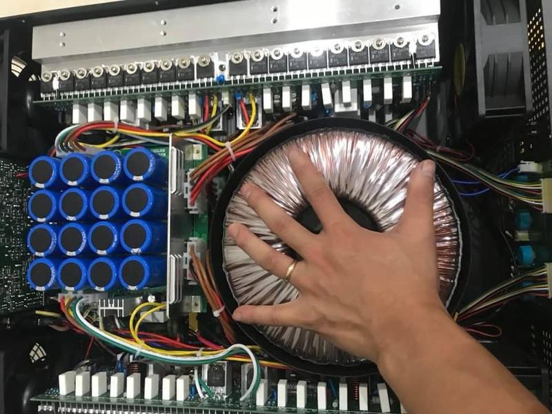 Đẩy 4 kênh BOSA TX8080 72 sò công suất lớn