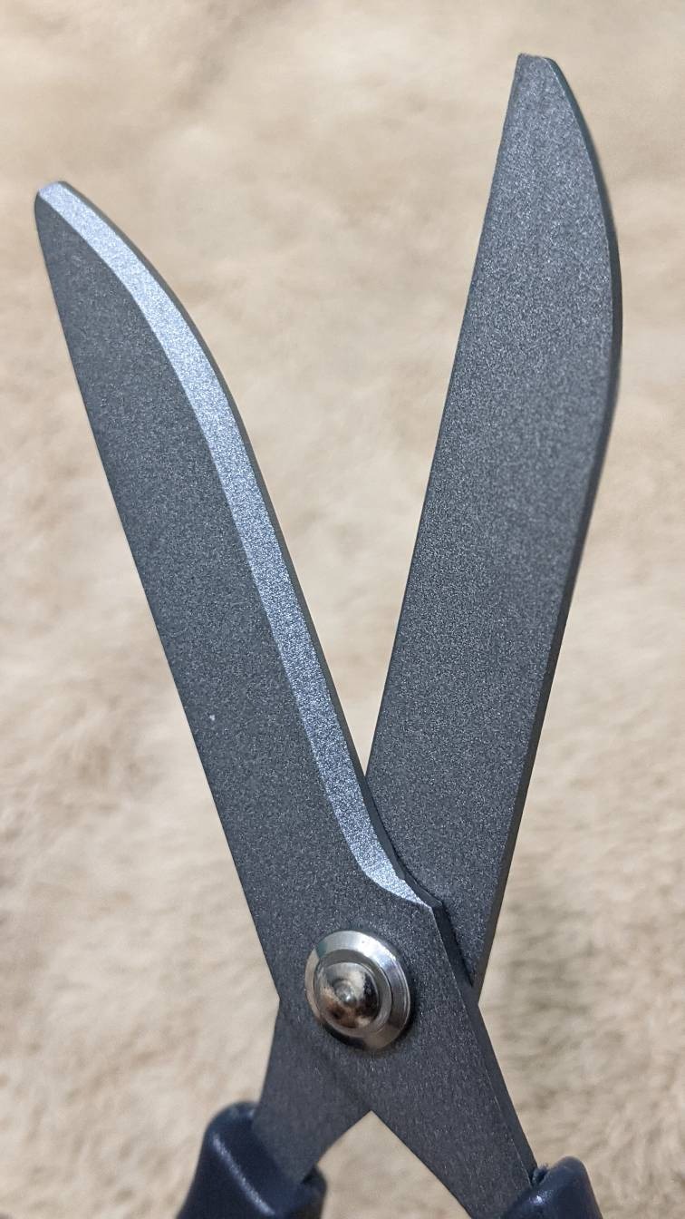 (1 Cây) Kéo văn phòng cao cấp 170mm Deli 77753