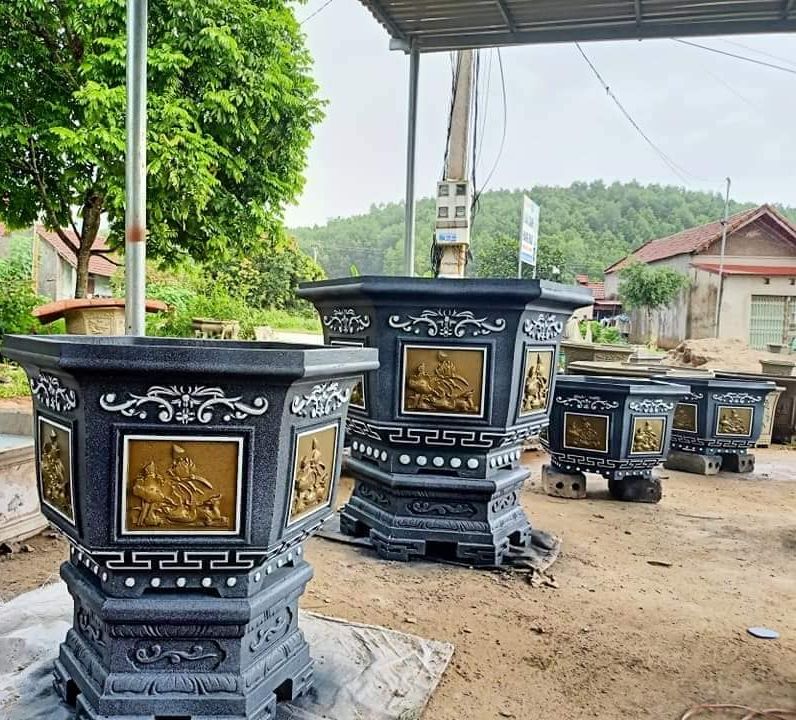 Khuôn đúc chậu cảnh lục giác 80 và chân đôn (hoa sen và cây trúc)