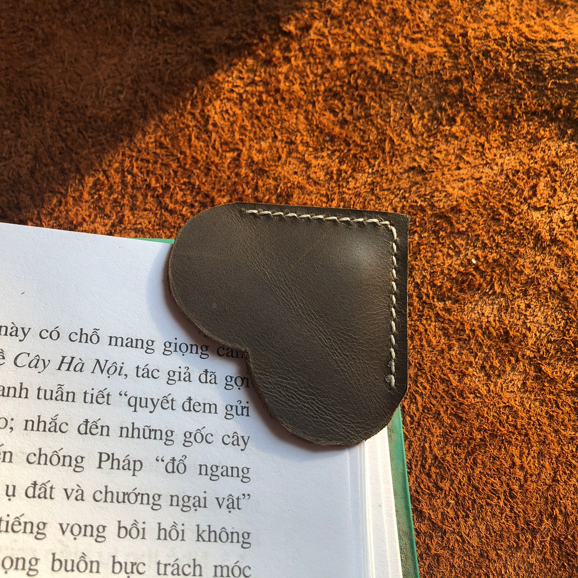 Bookmark/ Đánh Dấu Sách Da Thật Trái Tim Big Heart