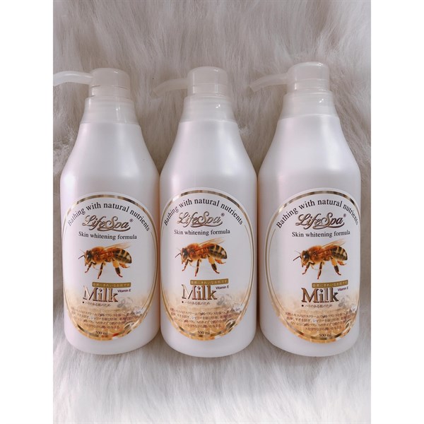SỮA TẮM TRẮNG DA CON ONG NHẬT BẢN LIFESPA 500ML
