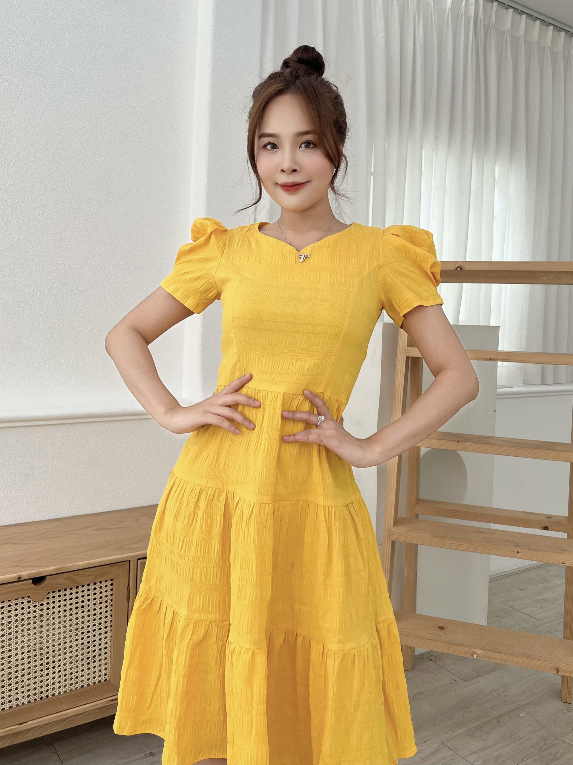 Đầm xòe tay phồng nhún bèo Misa - MS0223
