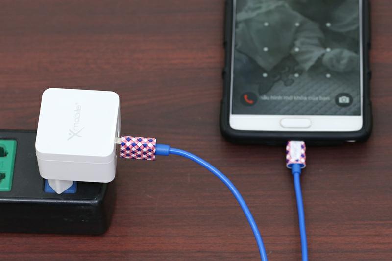[HCM]Adapter Sạc 2 cổng 2.4A góc Xmobile DS133S-TB Trắng
