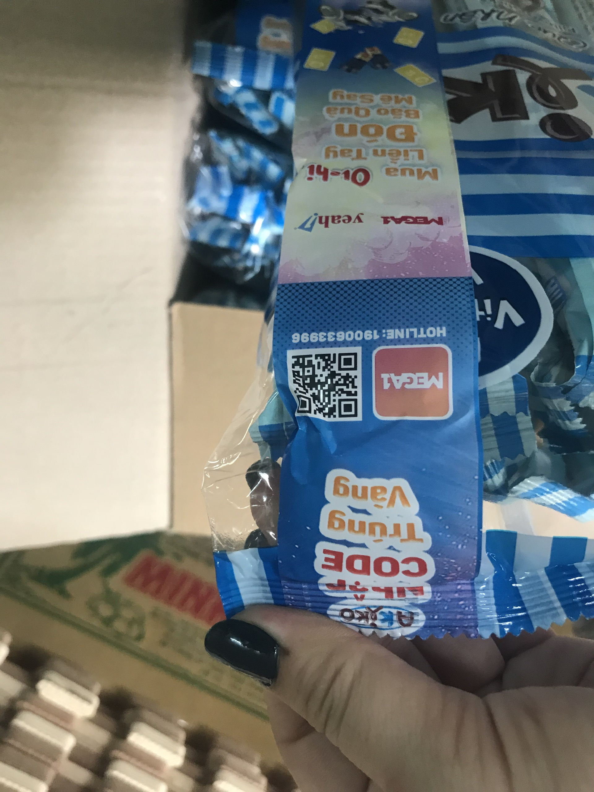 GÓI 20 CÂY BÁNH QUẾ OISHI AKIKO