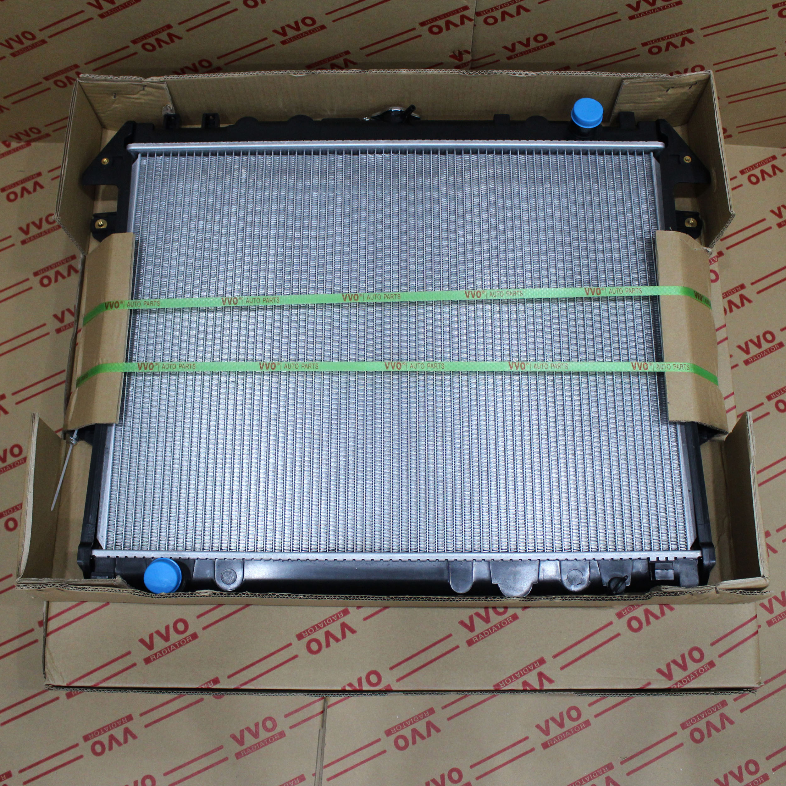 Két nước Toyota Innova, 2005-2015, số sàn