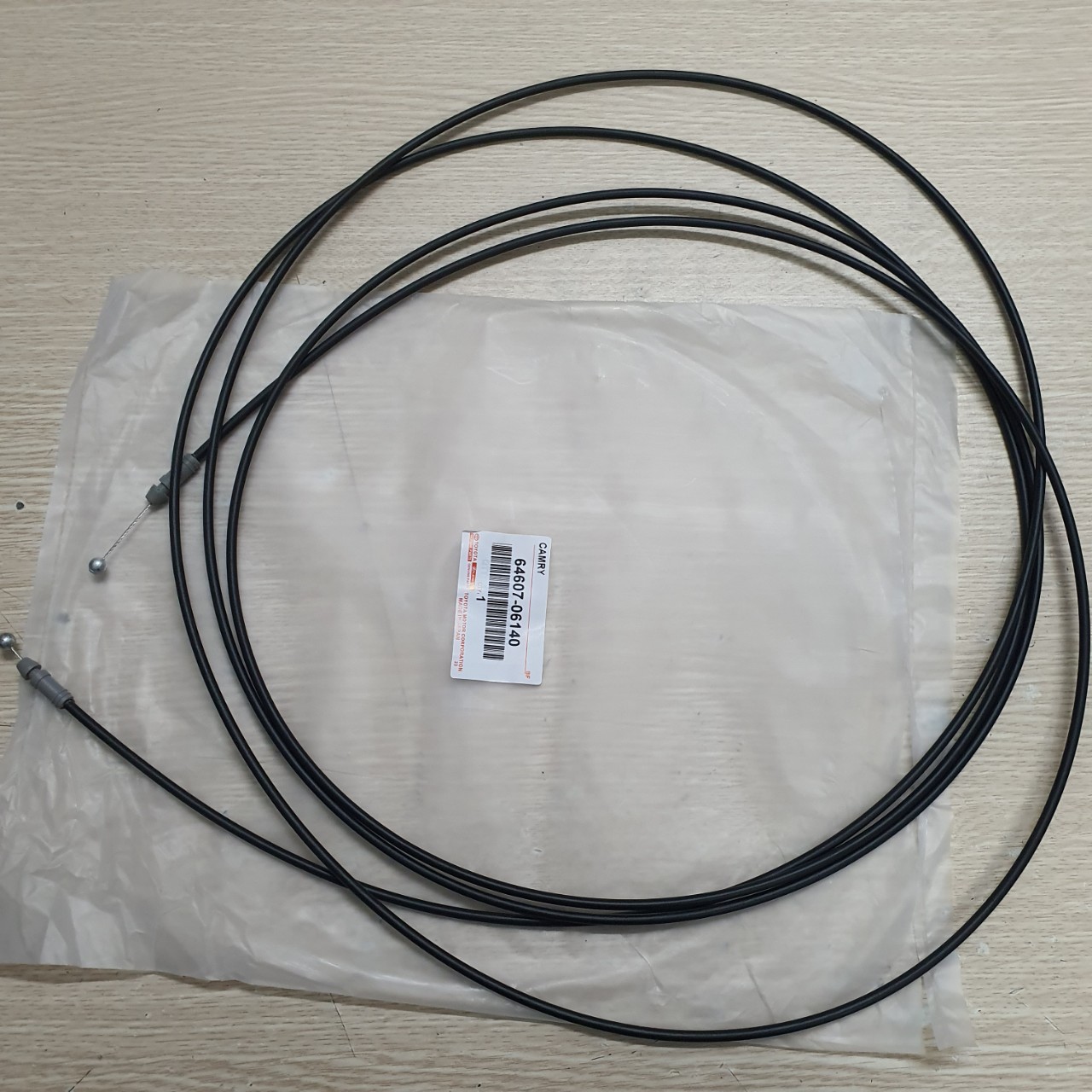 Dây giật cốp sauToyota Camry 2007-2012