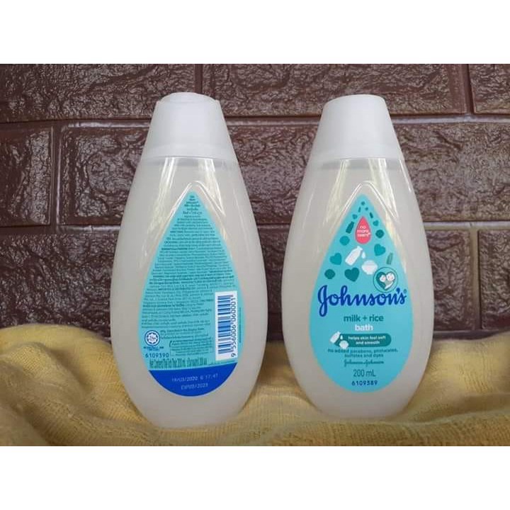 tắm gội Johnson Baby