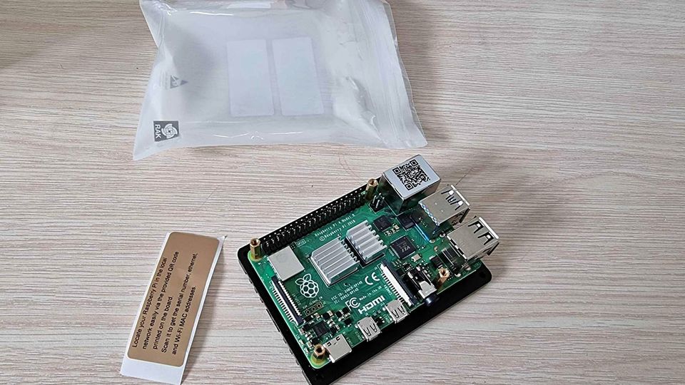 Máy tính Raspberry Pi 4B