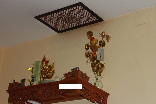 Tấm chống ám khói bàn thờ