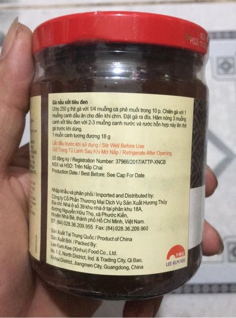 Sốt Tiêu Đen Lee Kum Kee 230Gram