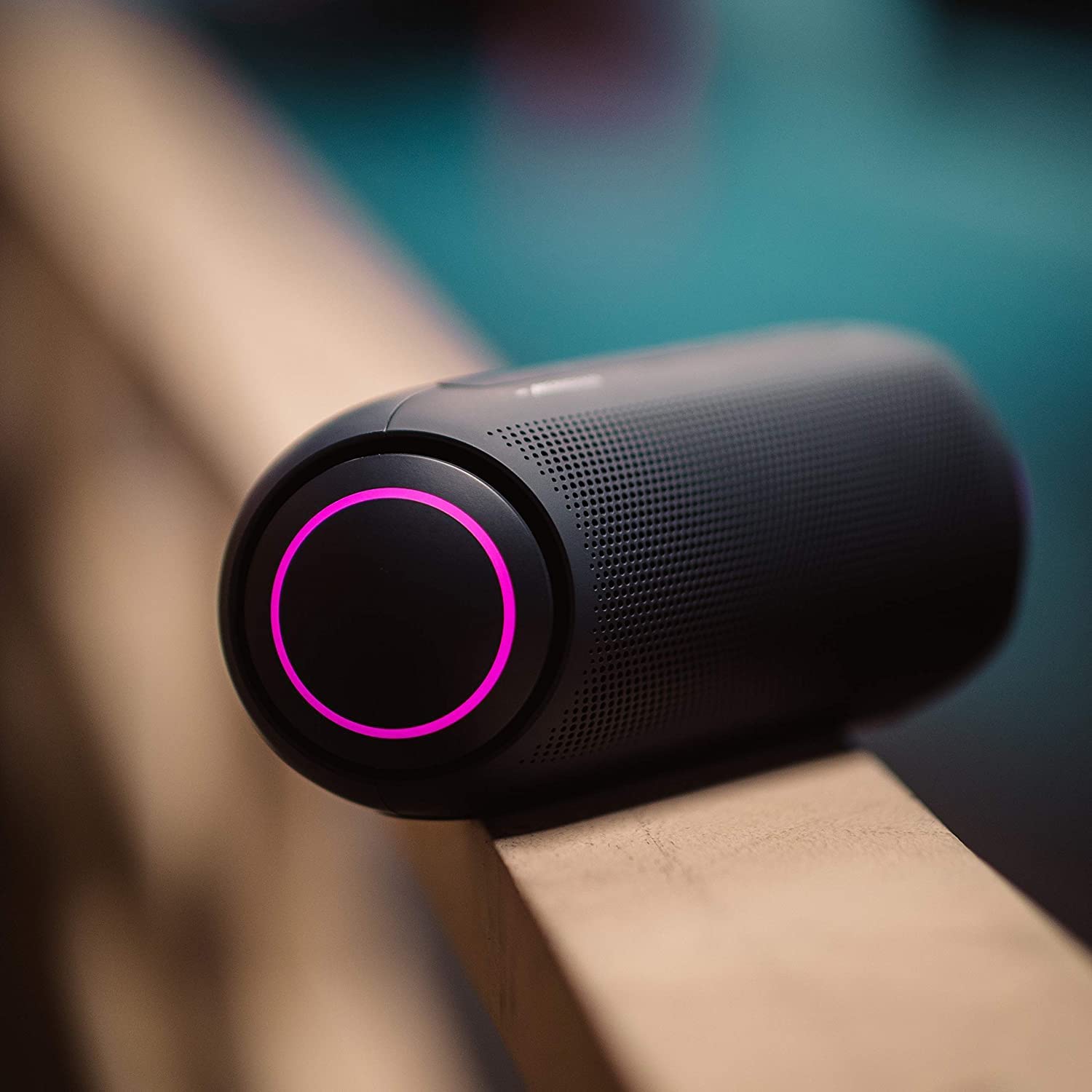 Loa Bluetooth LG XBOOMGo PL5 - Hàng chính hãng