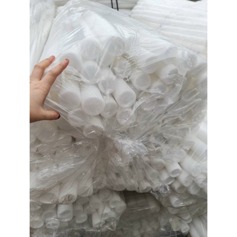 Sỉ cây xốp cắm hoa dk 4cm, dài 1m