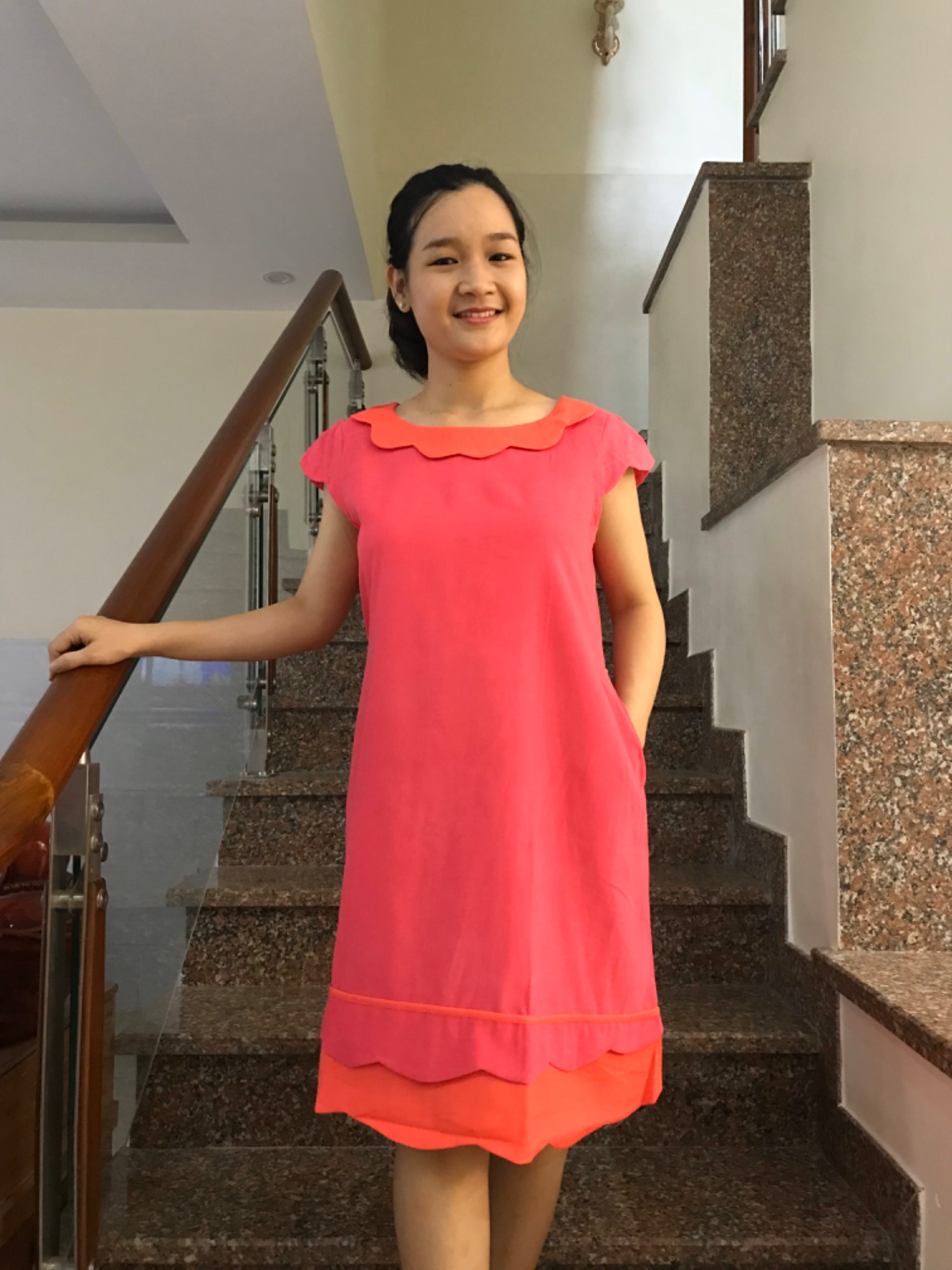 Đầm bầu nhung cổ sen (cam)