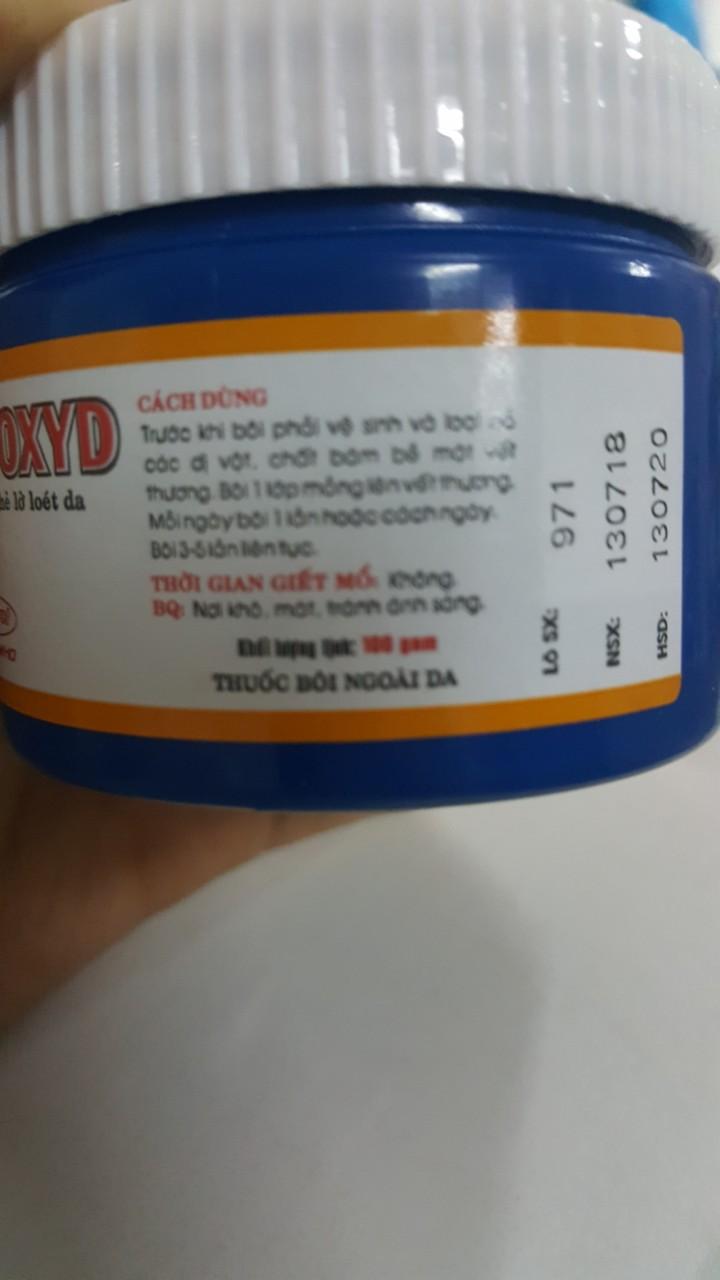 bôi ghẻ mỡ kẽm cho thú cưng