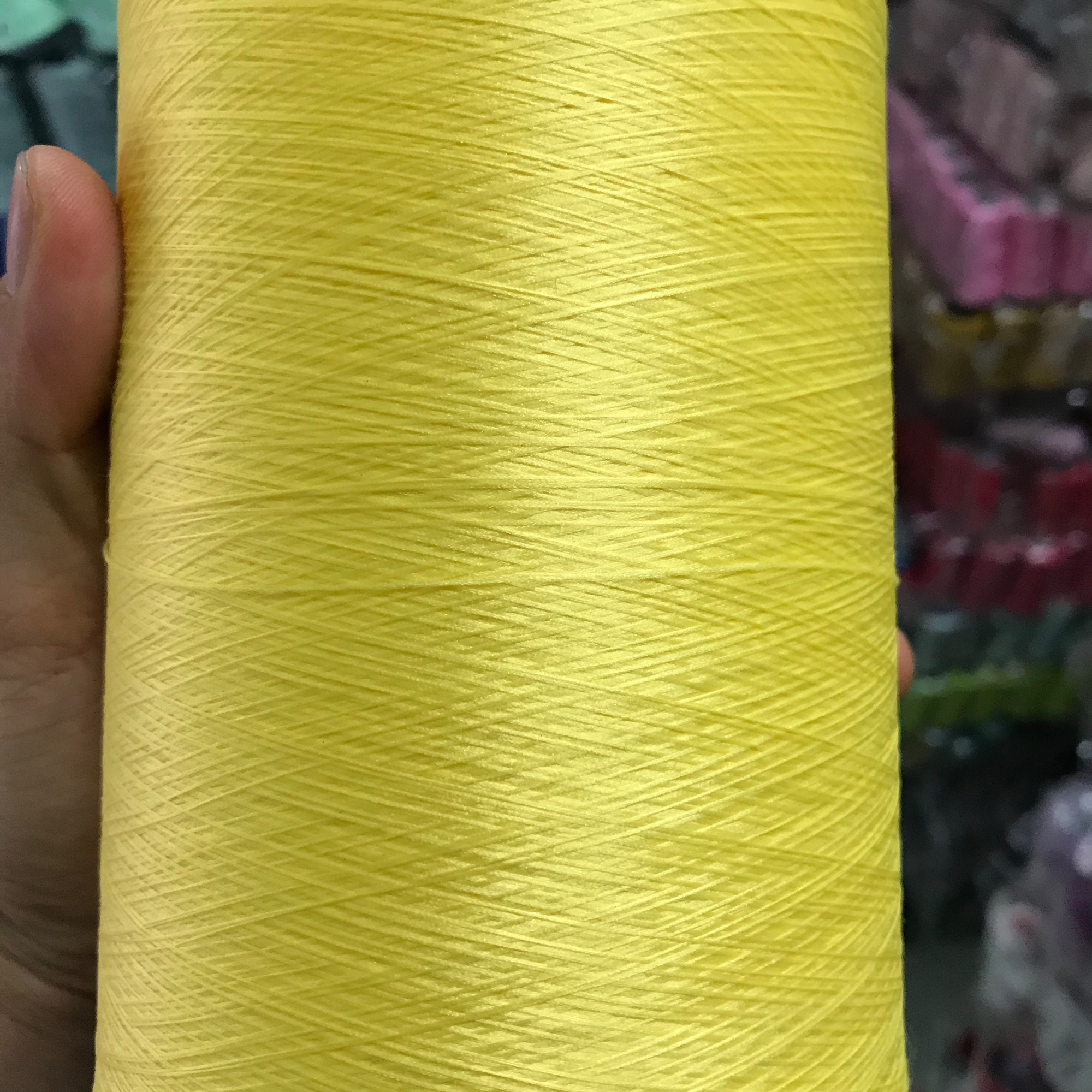 [HCM]Tơ vắt sổ màu vàng nhạt 150D