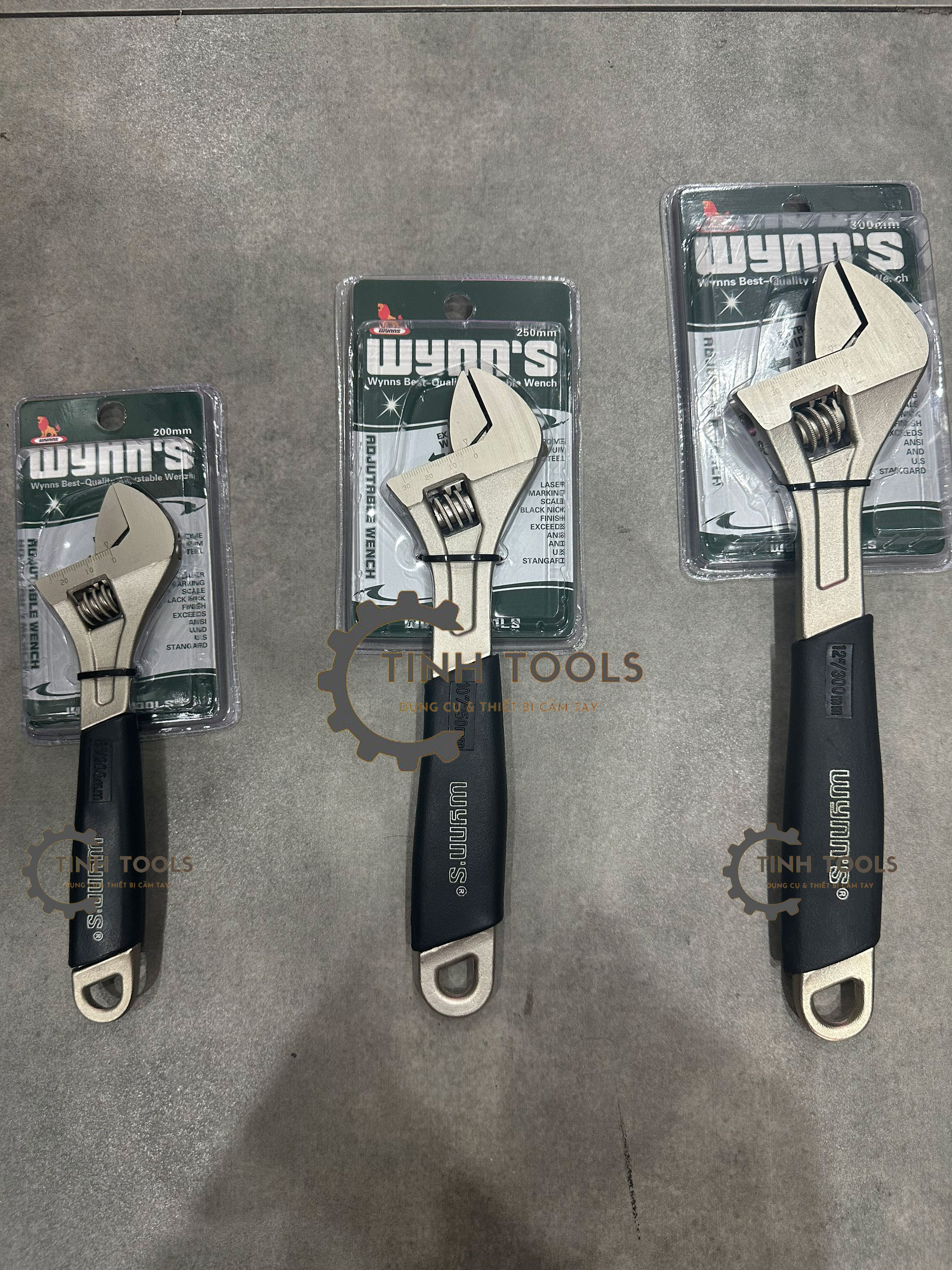 Full size plastic coated Wynns