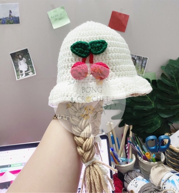 Mũ Len Bím Tóc Cherry (Mũ Trắng) Xinh Cho Bé Yêu ???