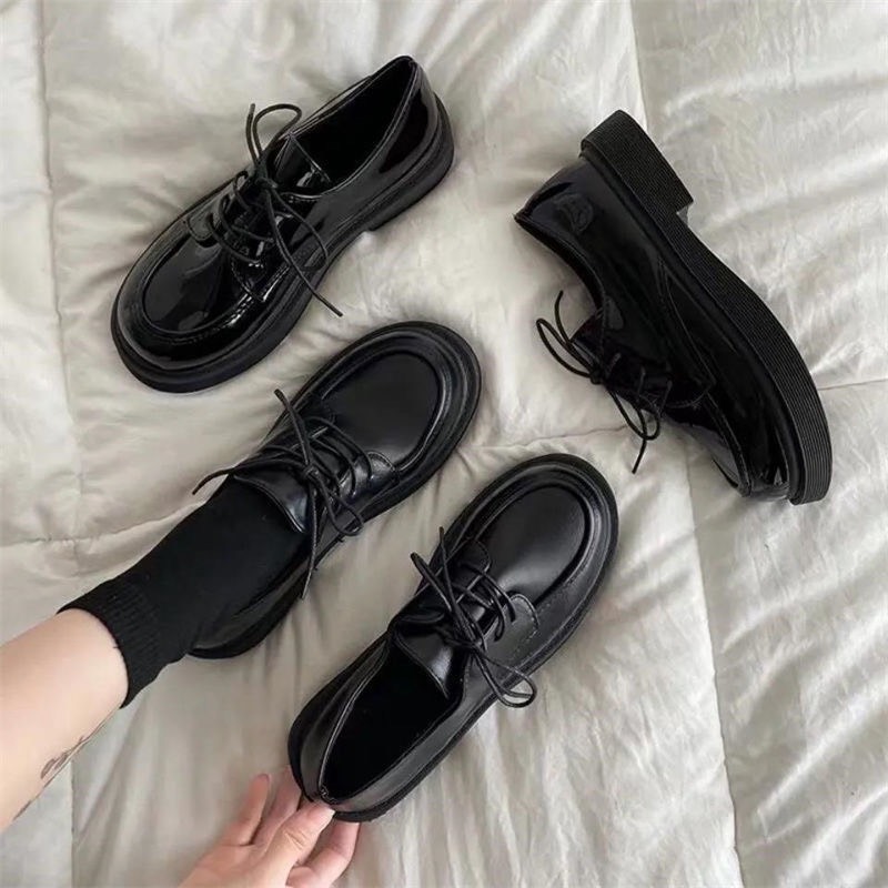 Giày da bóng ulzzang mũi tròn đế thấp bóng nhám