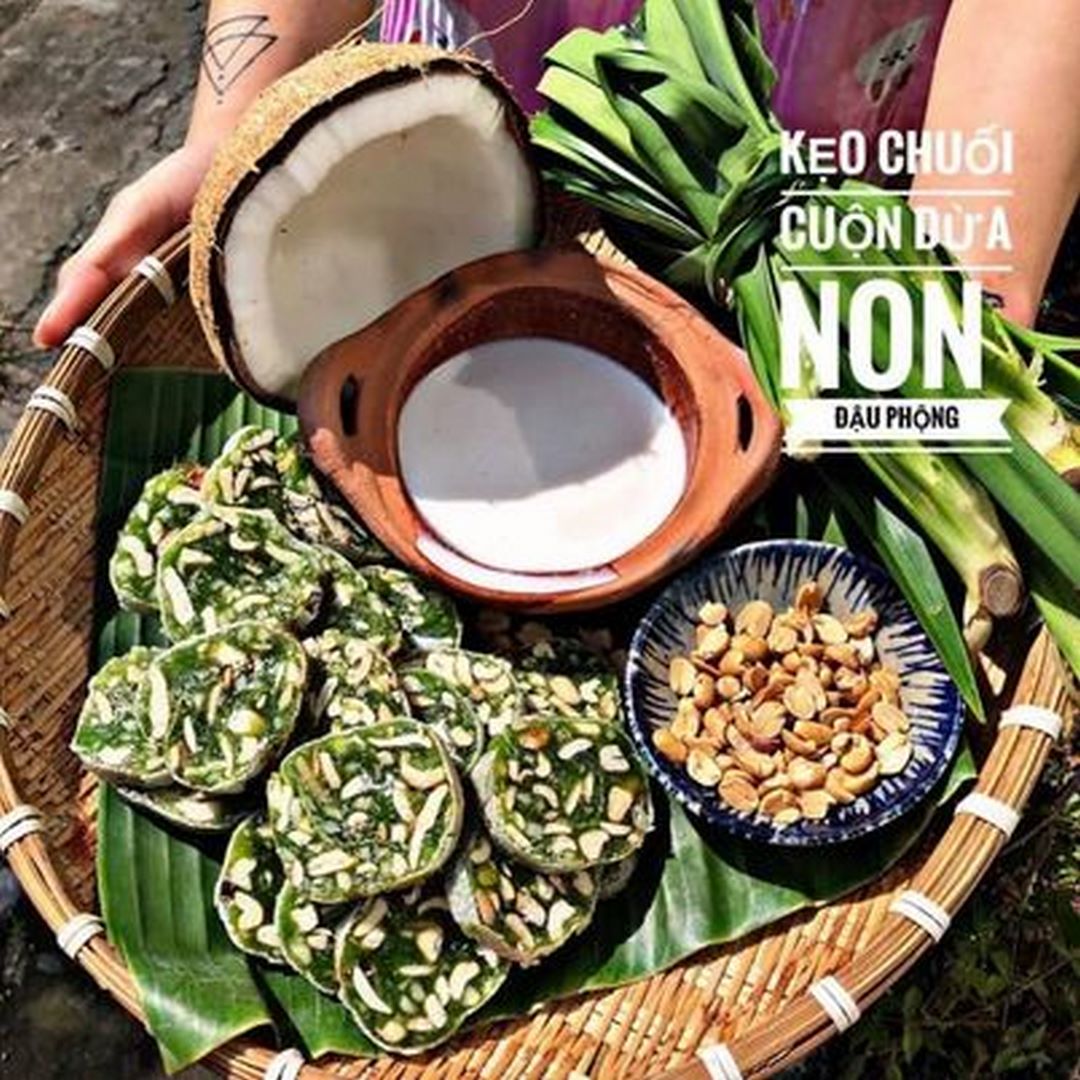 Kẹo Chuối Cuộn Lá Dứa - Siêu Ngon 100G