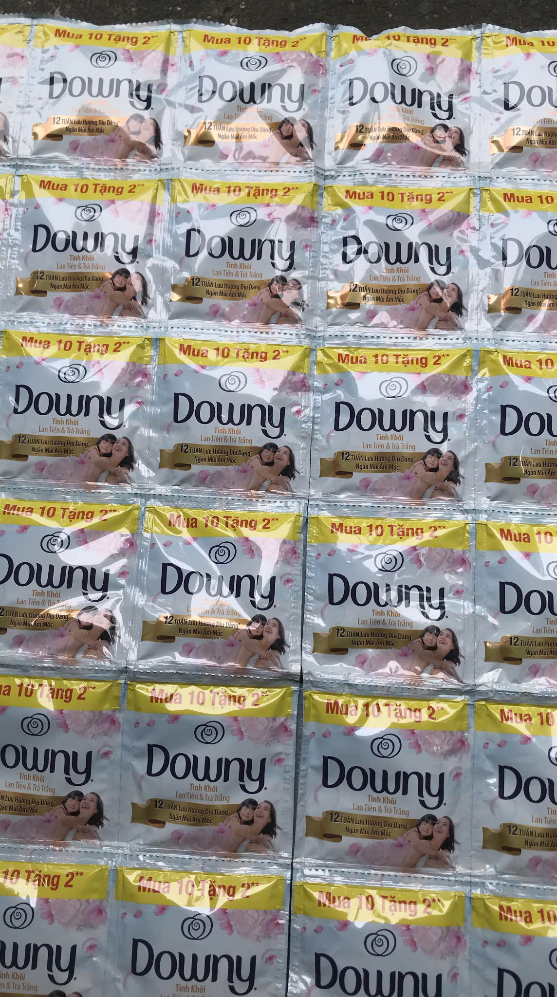 Nước xả Downy dây 10 gói các mùi