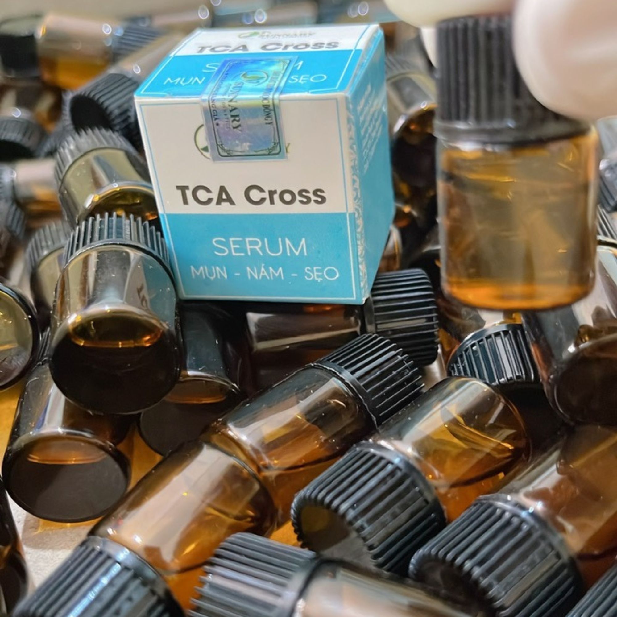 TCA - chấm tàn nhang, chấm nốt ruồi, chấm được cả đốm nâu.